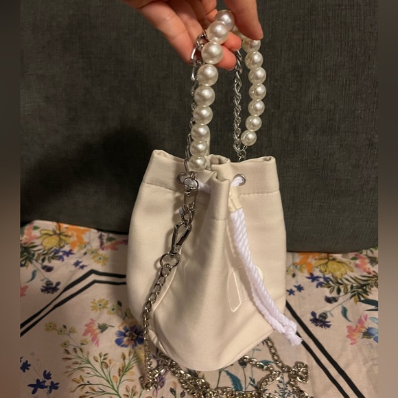 ❌SOLD❌Dior Beige /cream cosmetic convert to crossbody bag - Picture 3 of 13